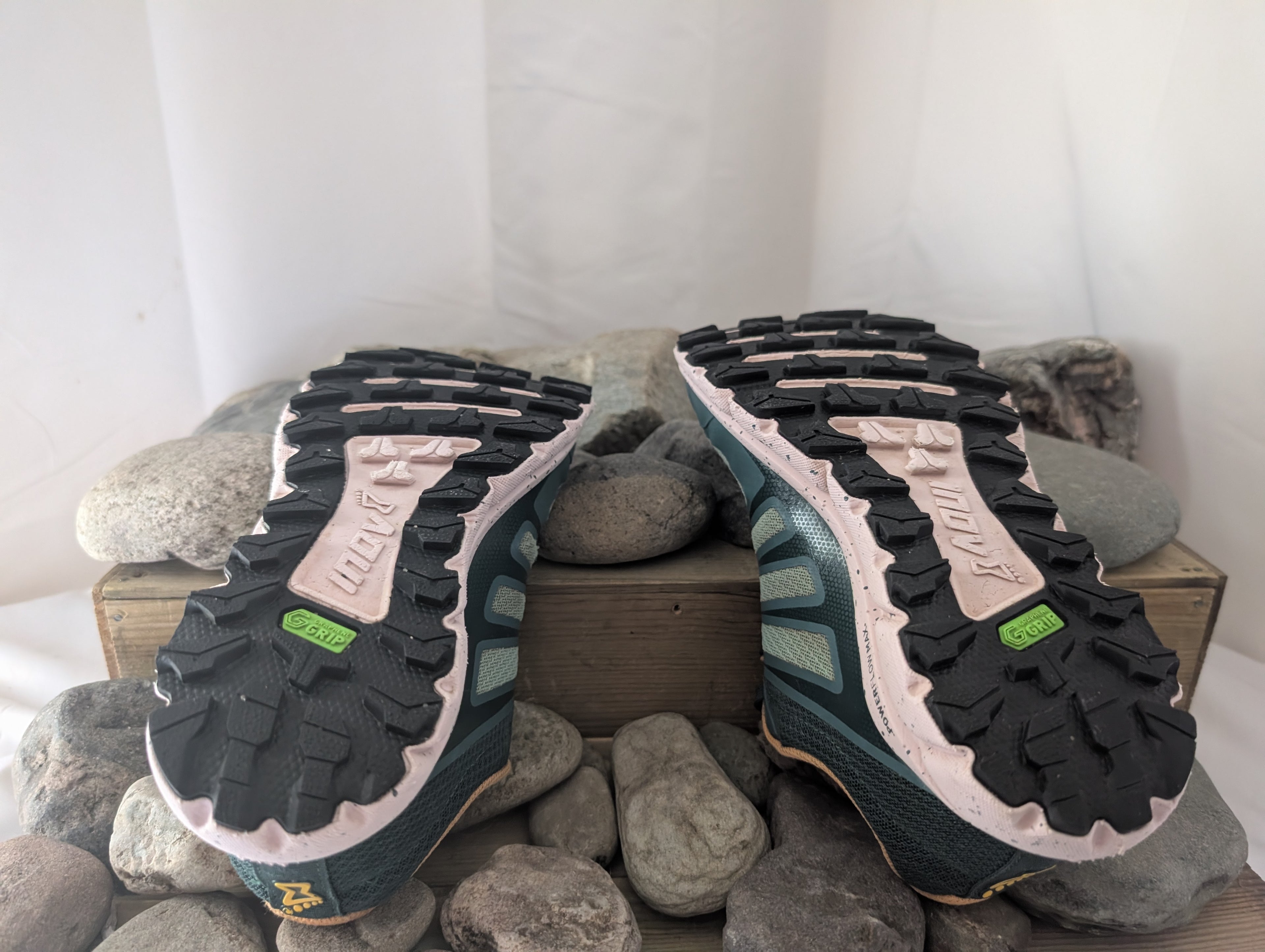Inov-8, TrailFly G270 v2, Women's zero drop trail running shoes, size 4.5 (F0132)