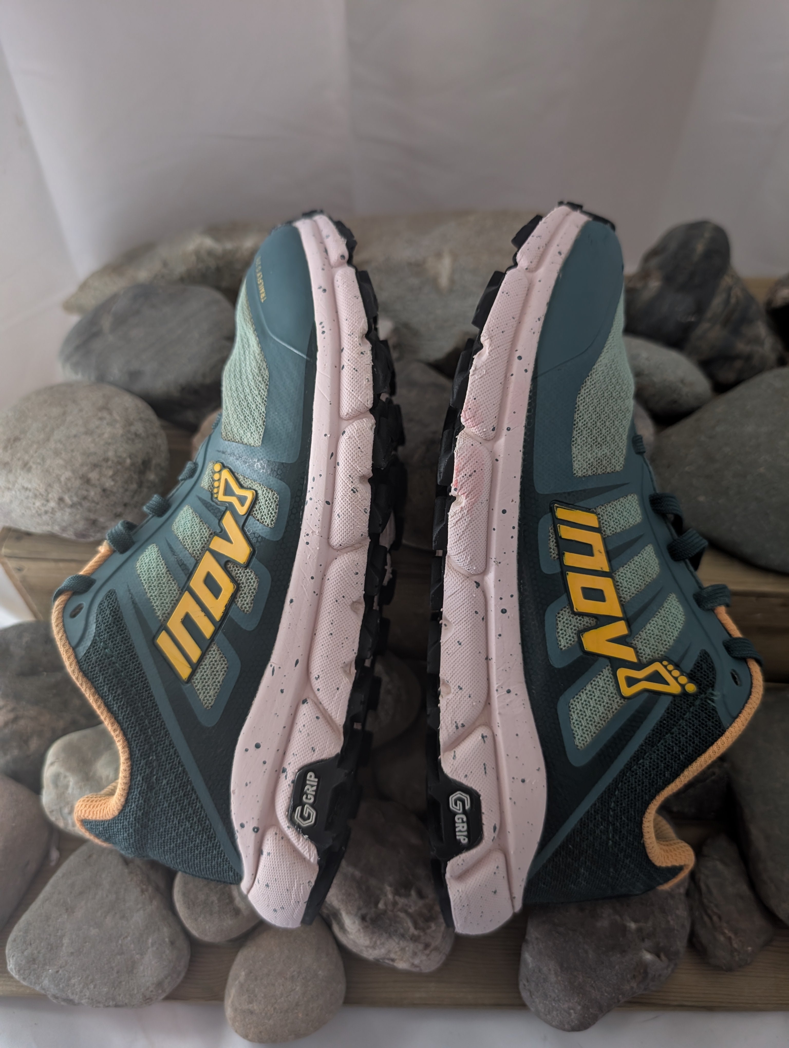 Inov-8, TrailFly G270 v2, Women's zero drop trail running shoes, size 4.5 (F0132)
