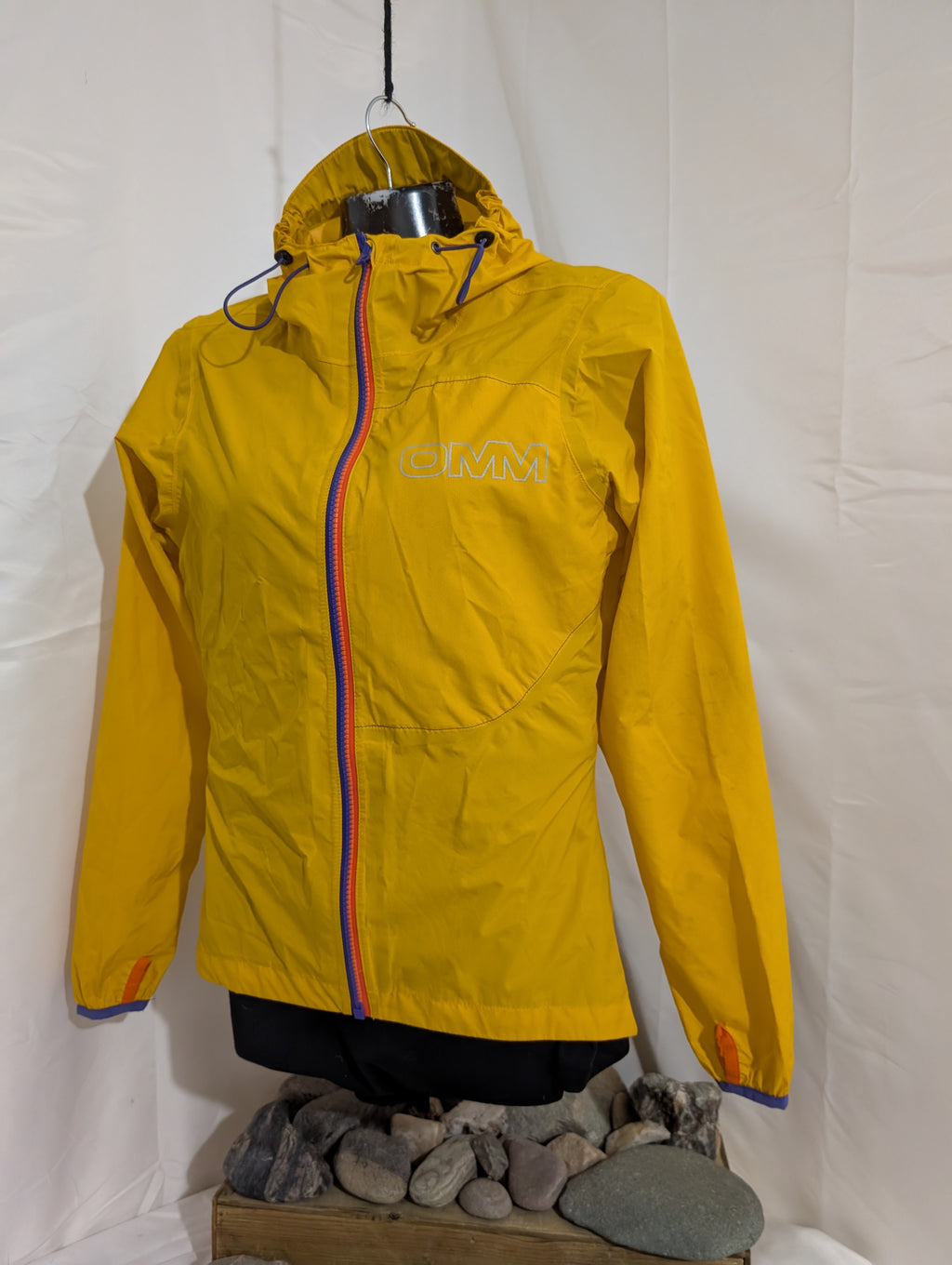 OMM, Aeon, Womens trail running/ultra waterproof jacket, size XS (CJ0070)