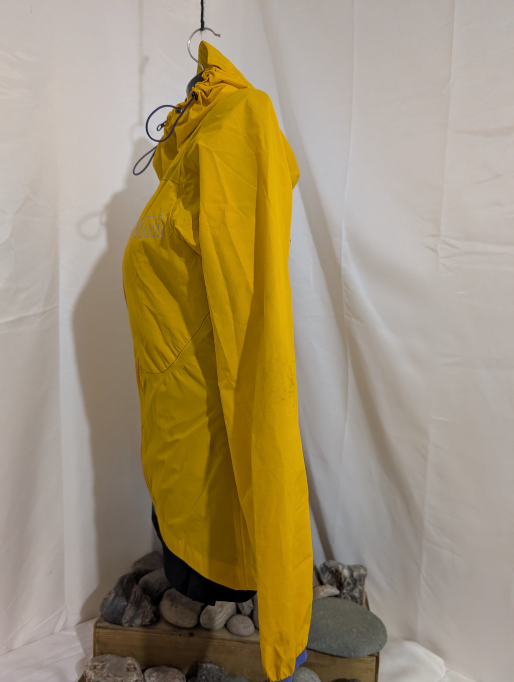 OMM, Aeon, Womens trail running/ultra waterproof jacket, size XS (CJ0070)