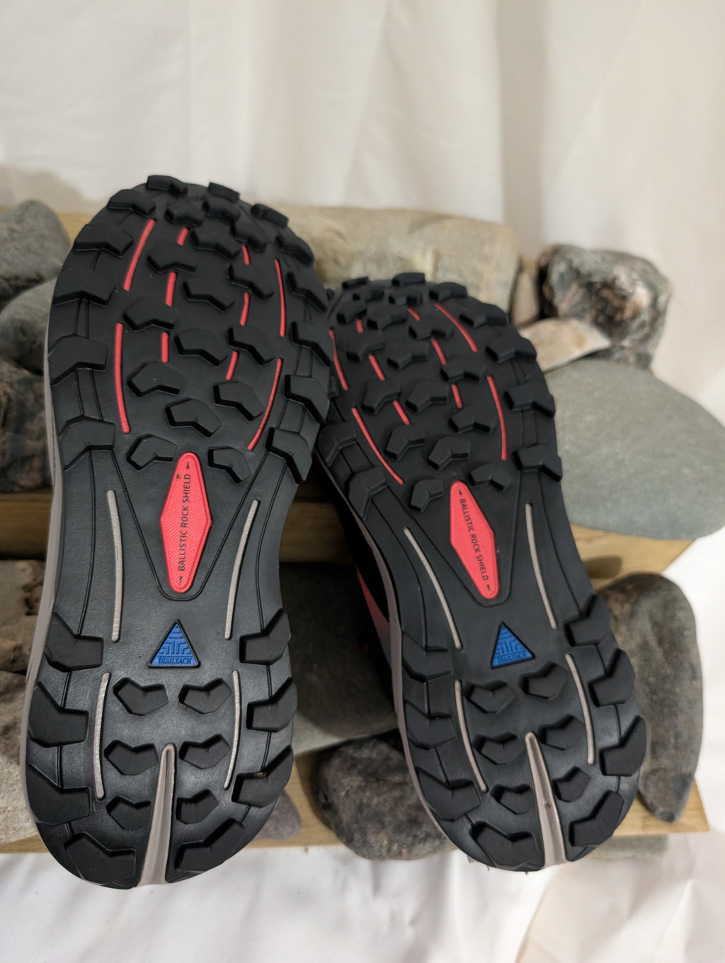Brooks, Cascadia 16 GTX, Women's trail running shoes, size 6.5 (F0157)