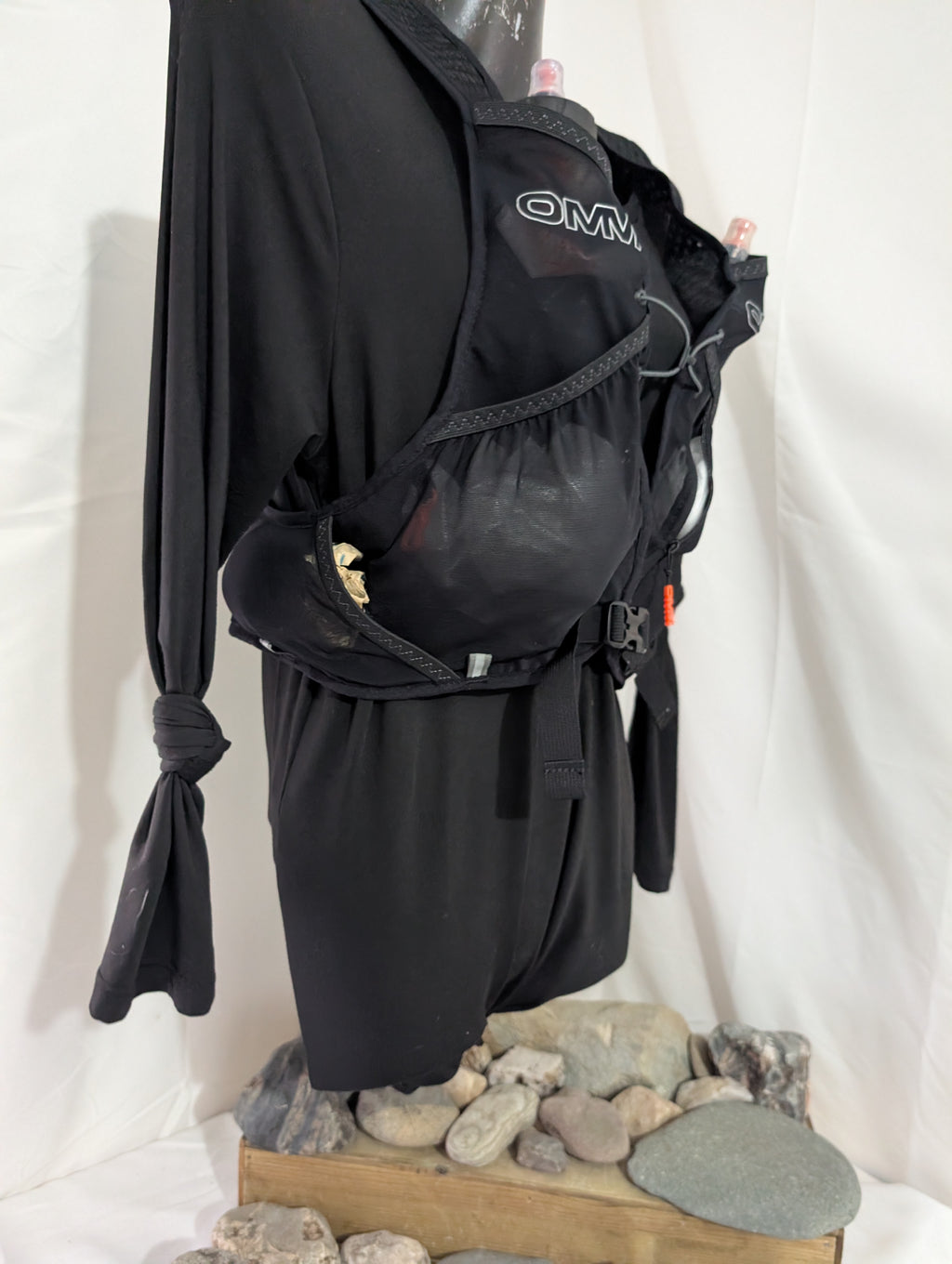 OMM, TrailFire Hydration Vest, 3-liters, Black, size L (AH0021)