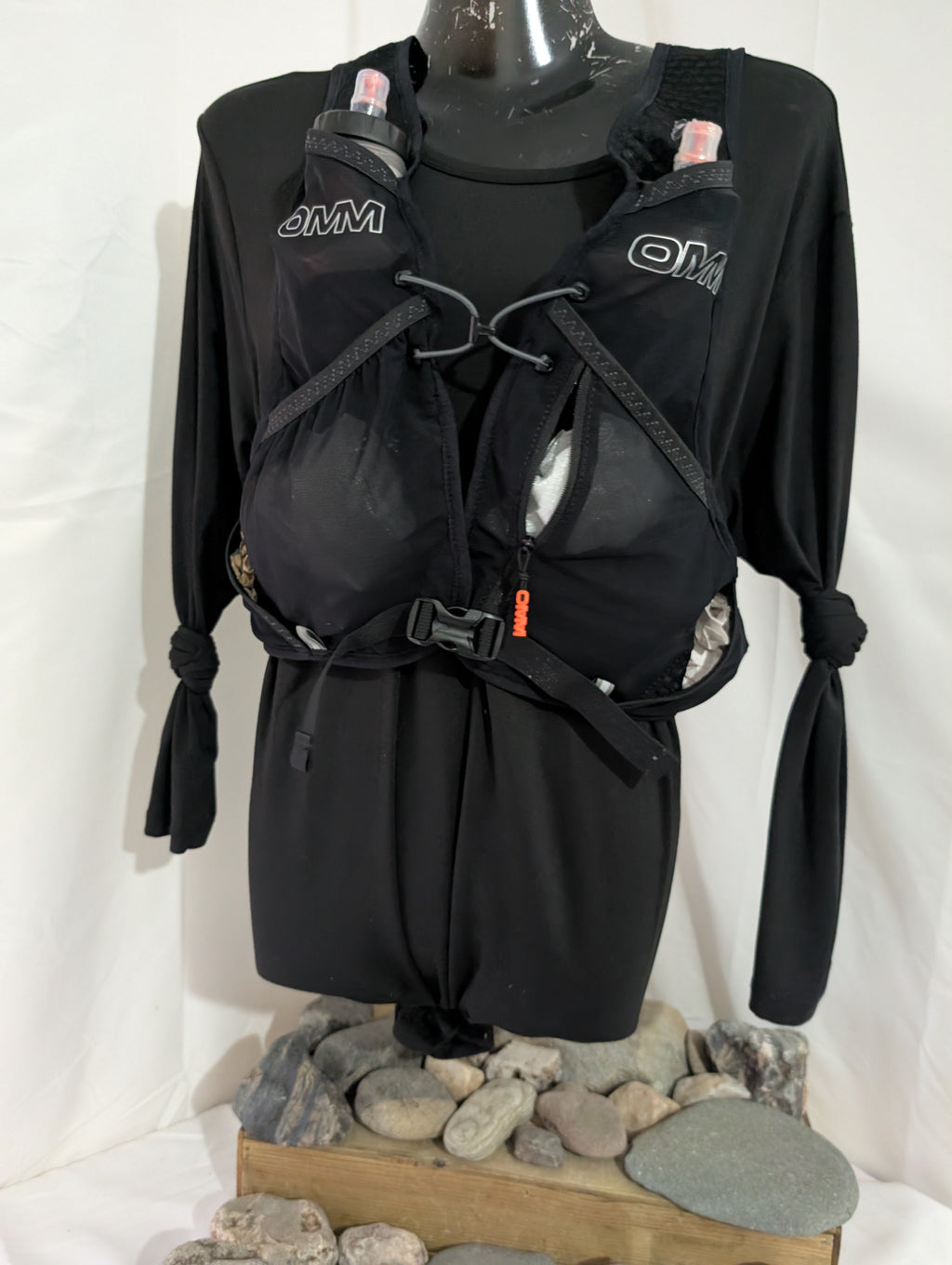 OMM, TrailFire Hydration Vest, 3-liters, Black, size L (AH0021)