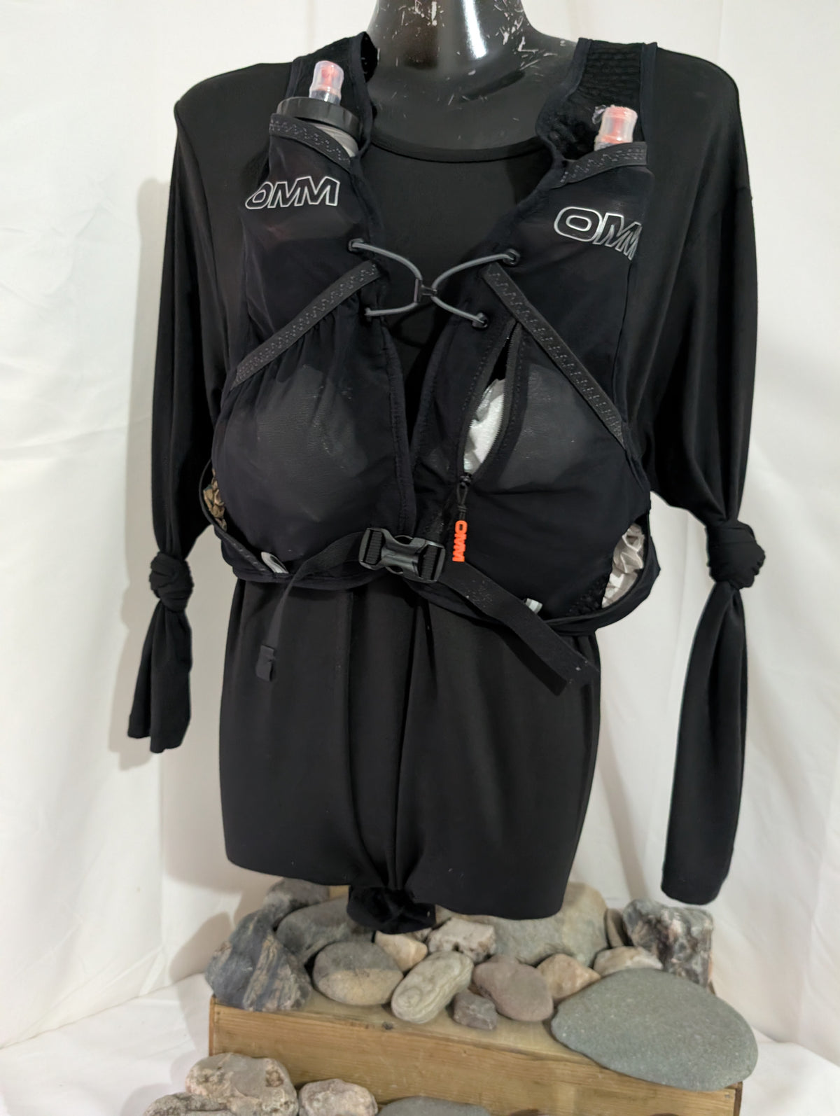 OMM, TrailFire Hydration Vest, 3-liters, Black, size L (AH0021)
