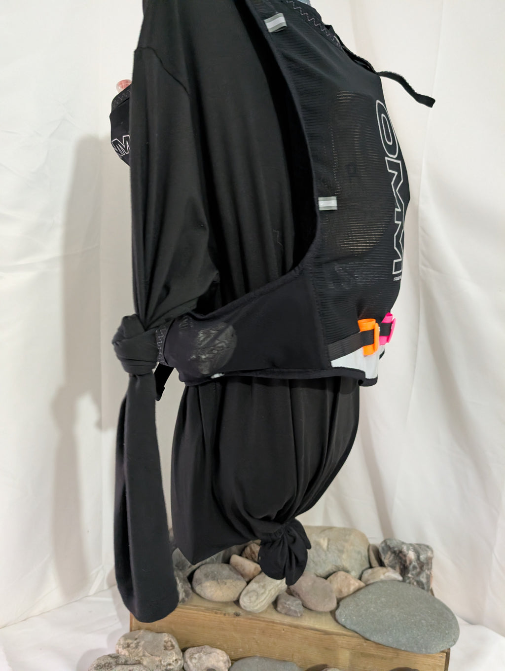OMM, TrailFire Hydration Vest, 3-liters, Black, size L (AH0021)