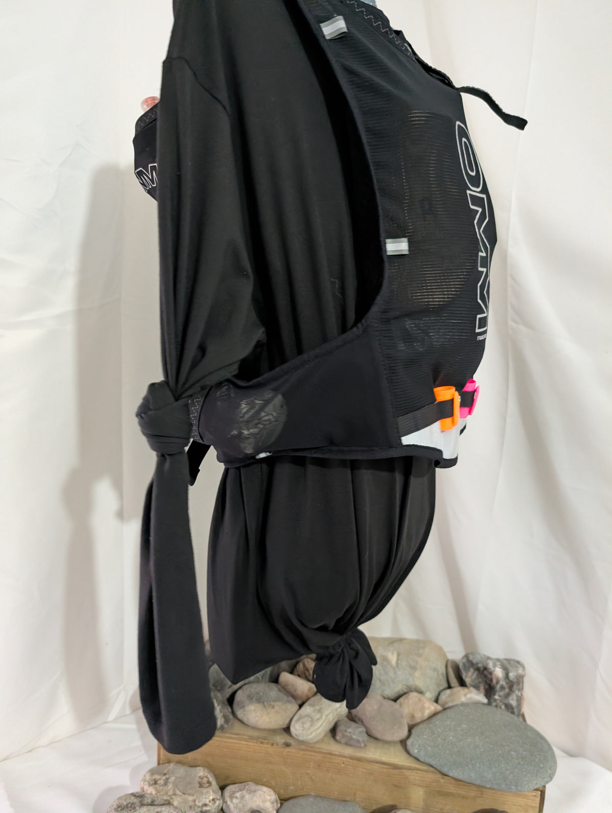 OMM, TrailFire Hydration Vest, 3-liters, Black, size L (AH0021)