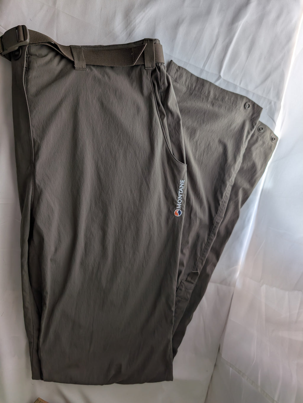 Montane, Terra (light) Hiking Pants, women's, khaki,  size 16 (CP0034)