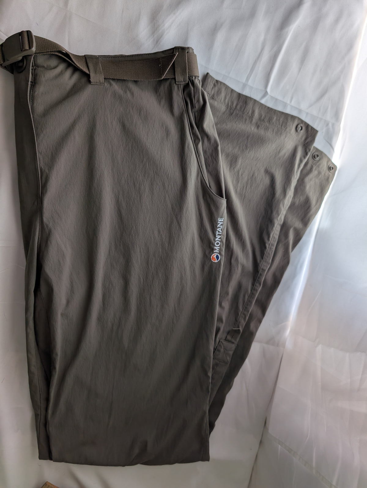 Montane, Terra (light) Hiking Pants, women's, khaki,  size 16 (CP0034)
