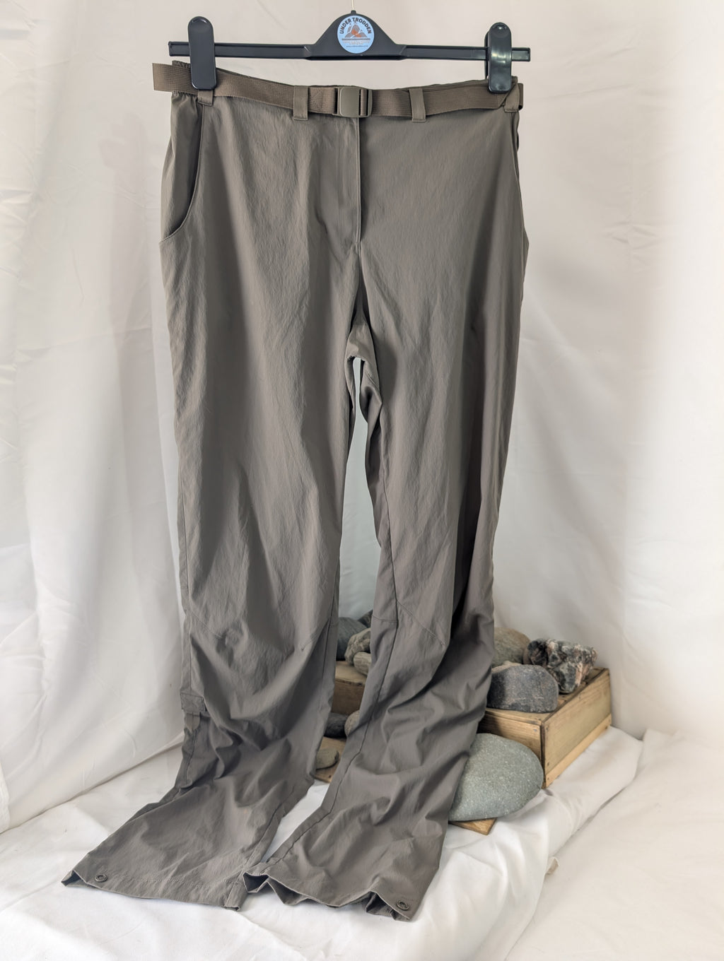 Montane, Terra (light) Hiking Pants, women's, khaki,  size 16 (CP0034)
