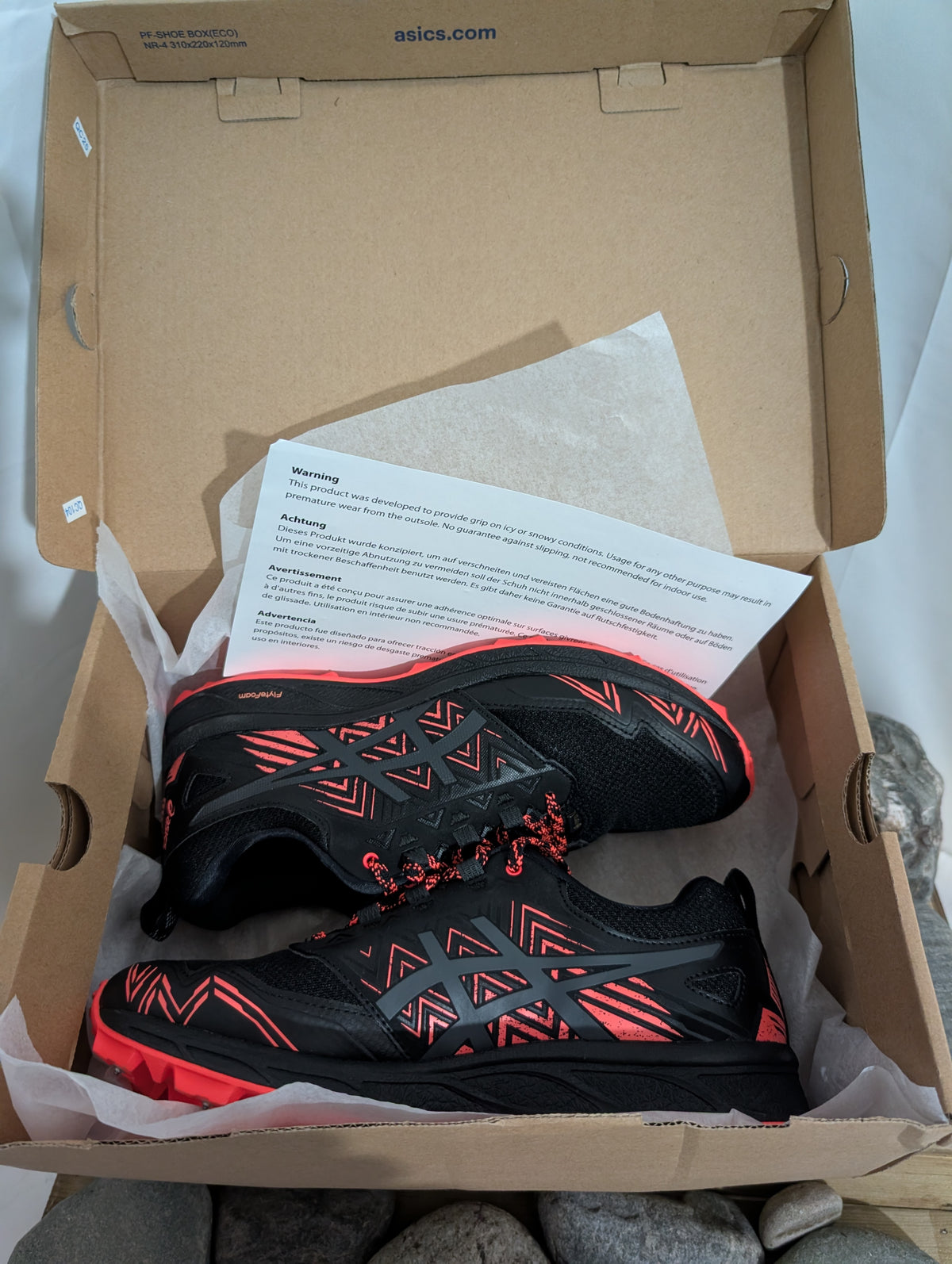 Asics, Gel-FujiSetsu 3, Women's winter trail running shoes GTX (with spikes), size 6 (F0169)