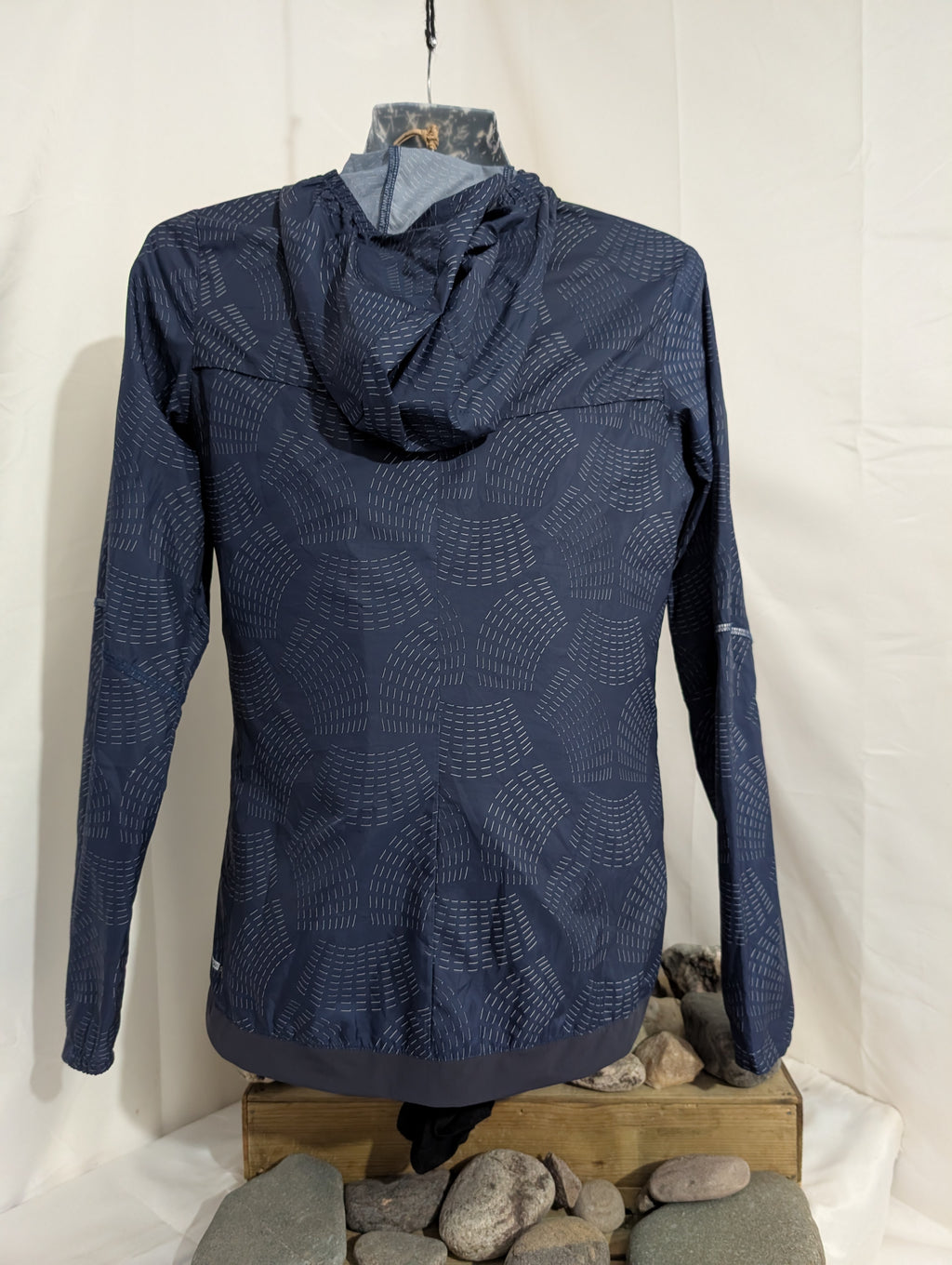 Salomon, Agile Wind Print, women's running jacket, size XS (CJ0088)