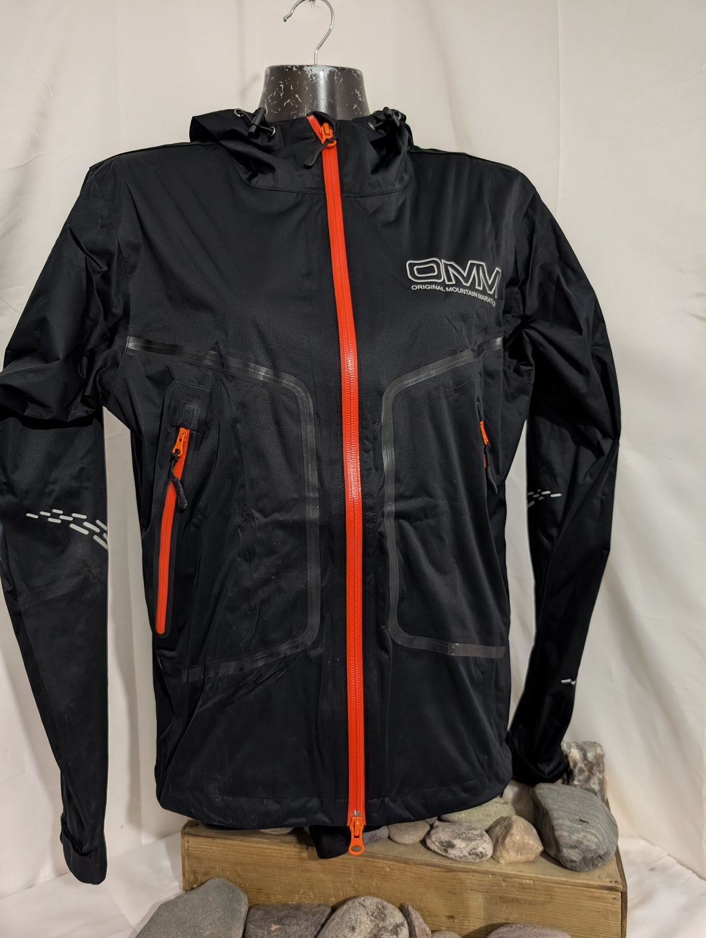 OMM, Kamleika Race II,  trail/ultra running jacket, size XS (CJ0087)