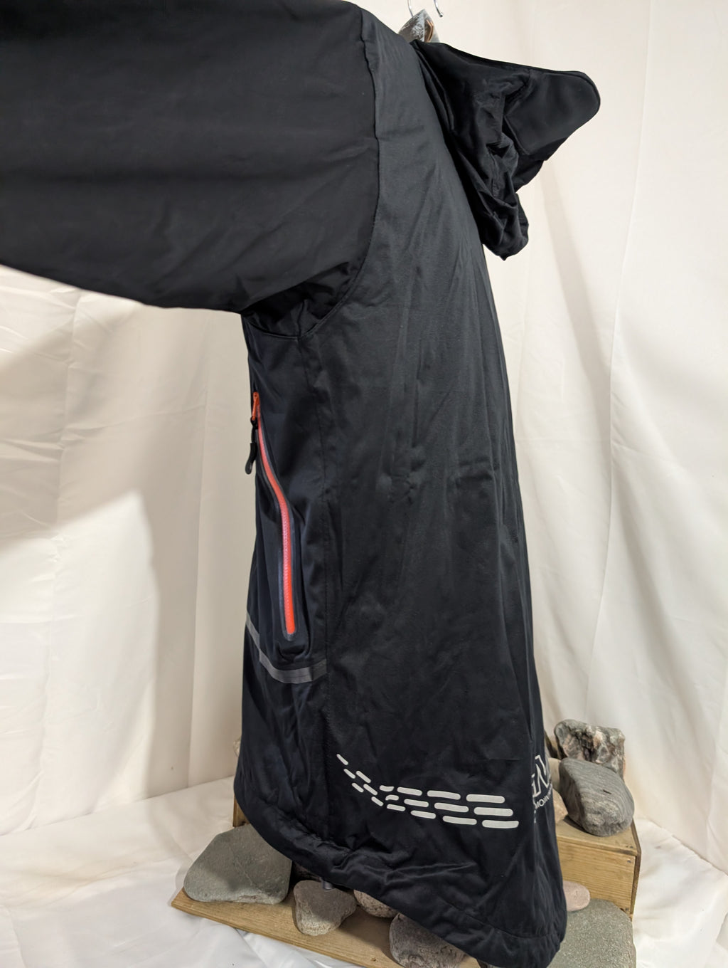OMM, Kamleika Race II,  trail/ultra running jacket, size XS (CJ0087)