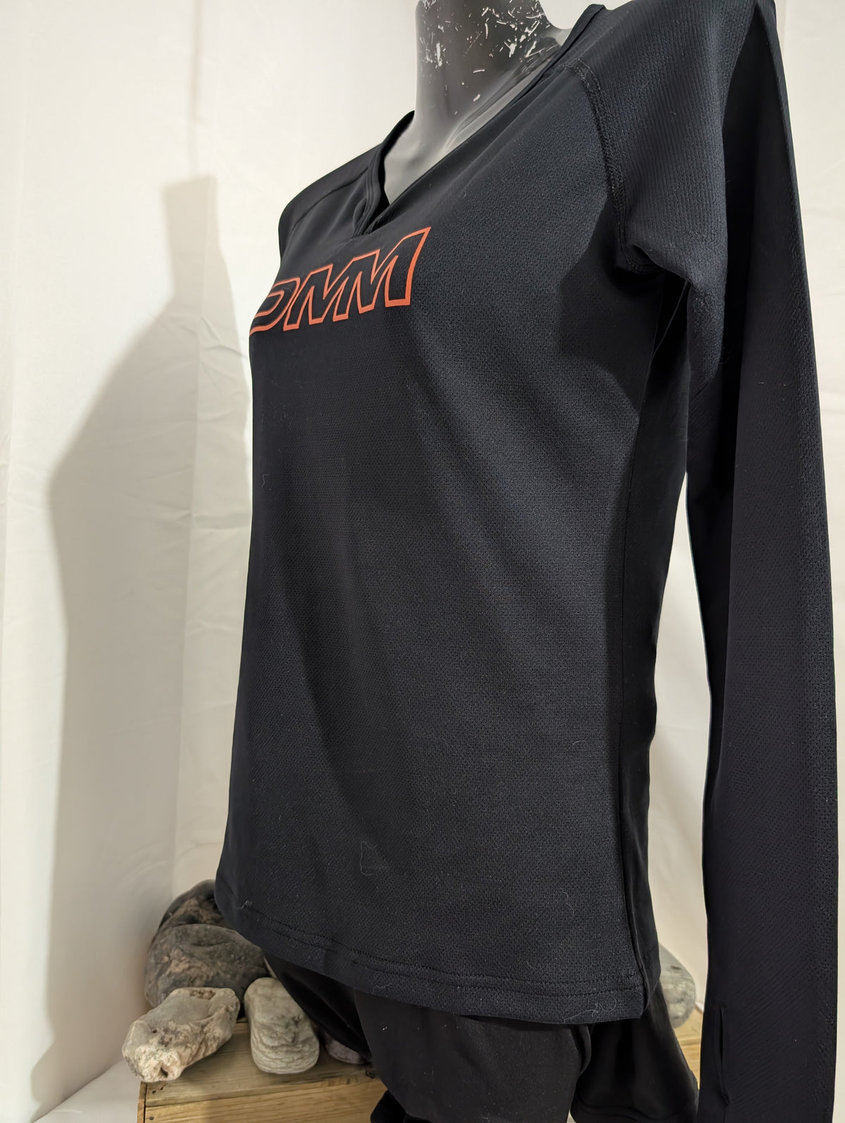 OMM, Bearing Tee long-sleeved excercise top, size XS (CT0022)