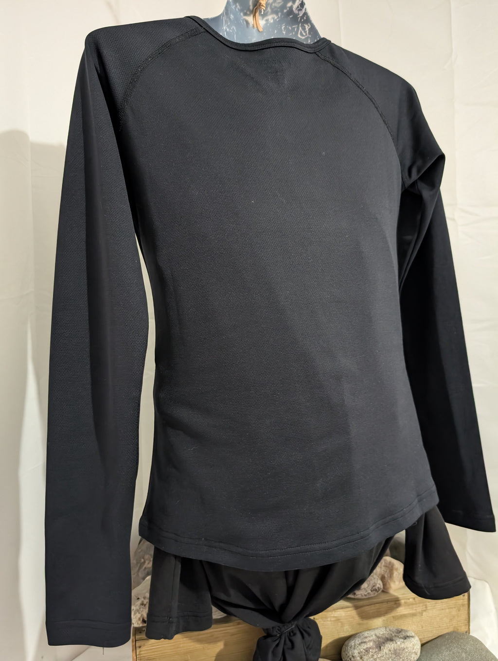 OMM, Bearing Tee long-sleeved excercise top, size XS (CT0022)