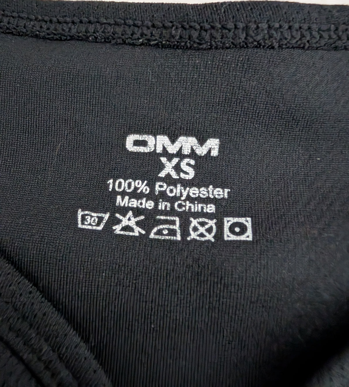 OMM, Bearing Tee long-sleeved excercise top, size XS (CT0022)