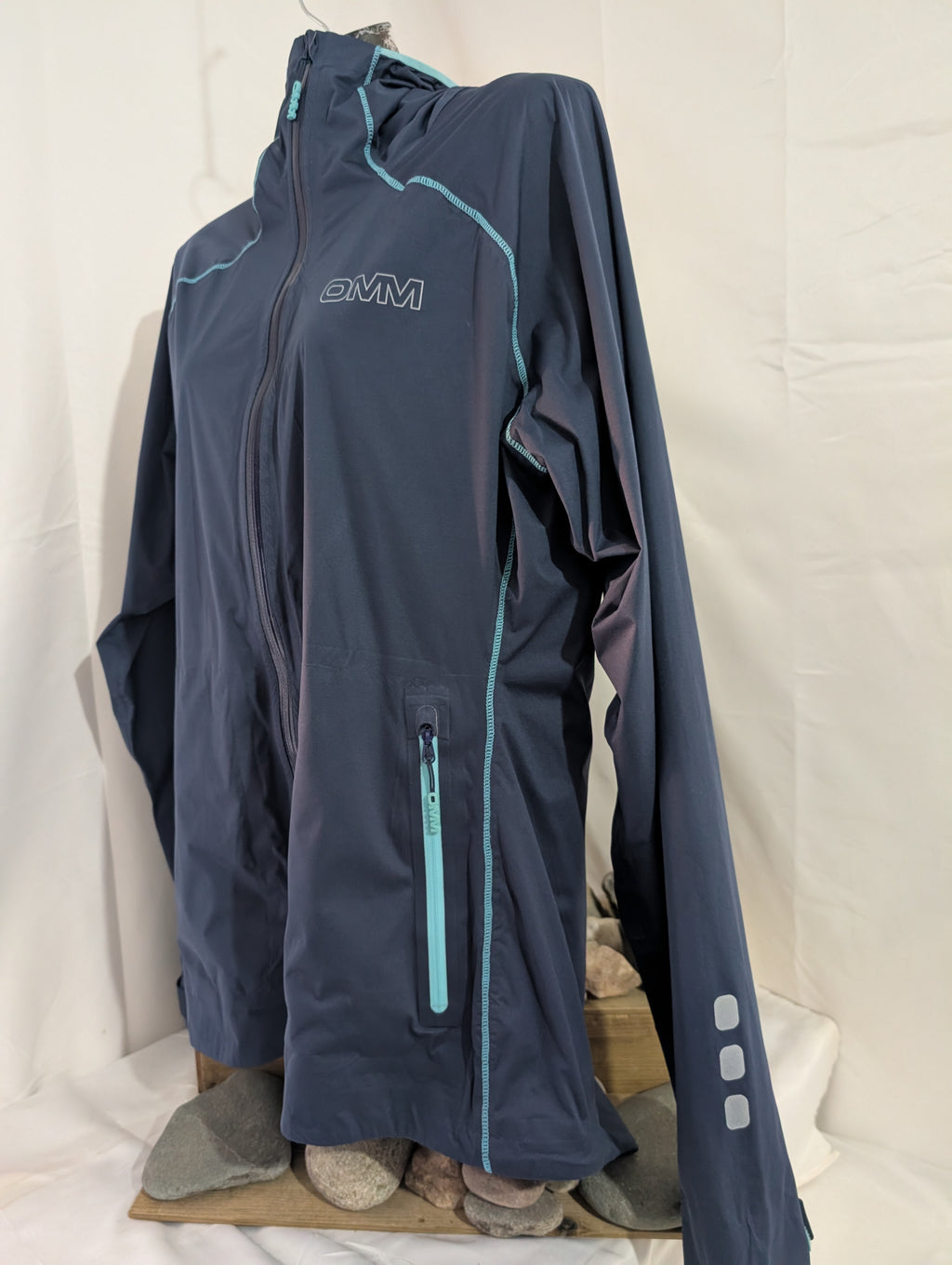 OMM, Kamleika , Women's waterproof trail/ultra  running  jacket (CJ0091)