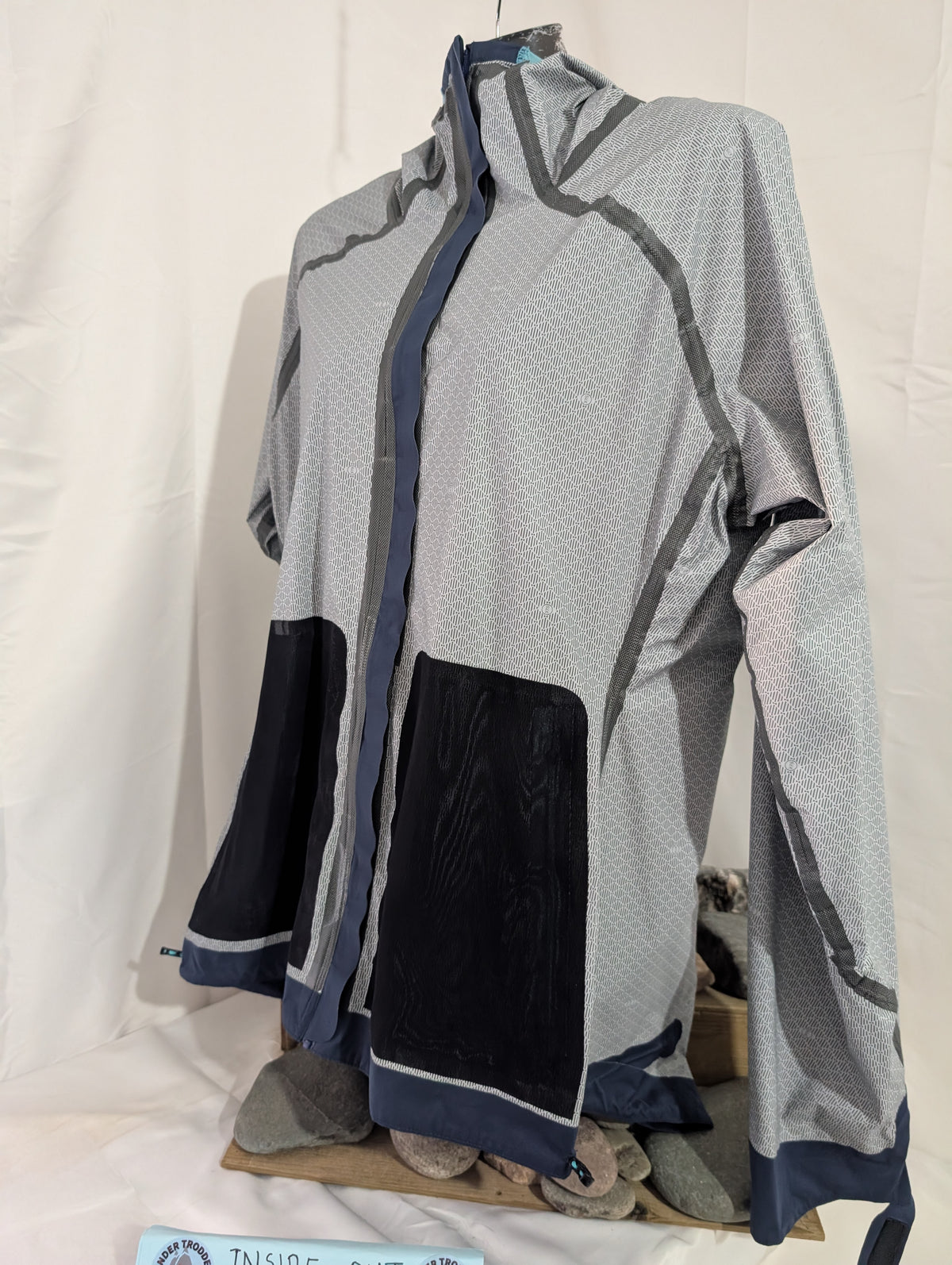 OMM, Kamleika , Women's waterproof trail/ultra  running  jacket (CJ0091)