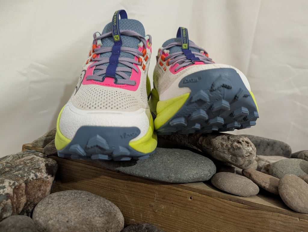 Saucony, Xodus Ultra 4, Women's trail running shoes, size 5.5 (F0180)