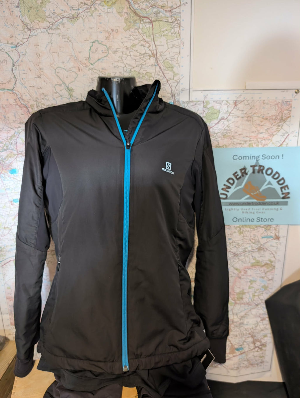 Salomon Advance Skin, women’s Softshell jacket,Size M, Black VGC